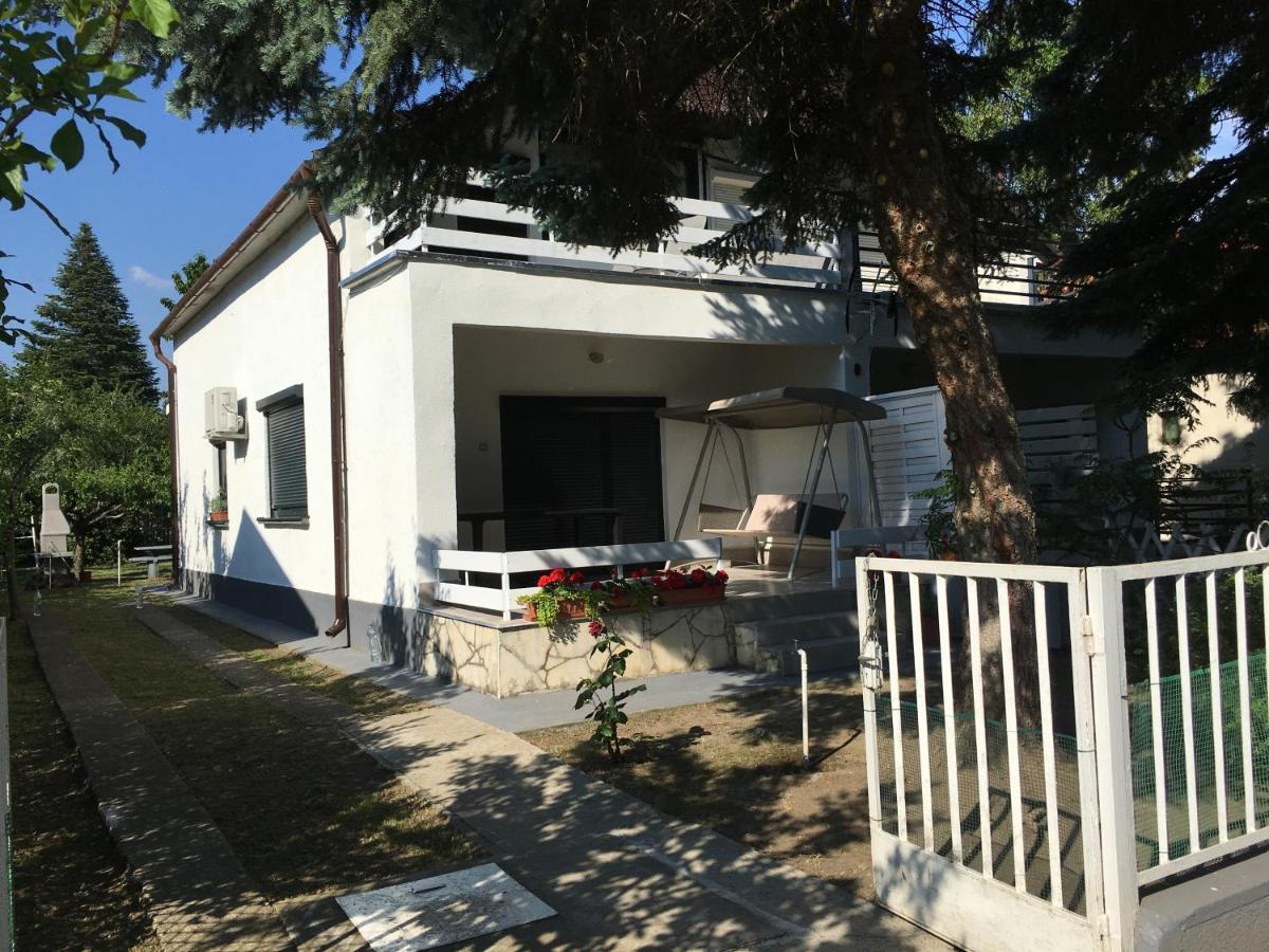 Nefelejcs Apartman Balatonvilágos Exterior foto