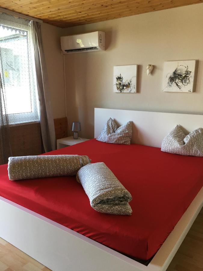 Nefelejcs Apartman Balatonvilágos Exterior foto