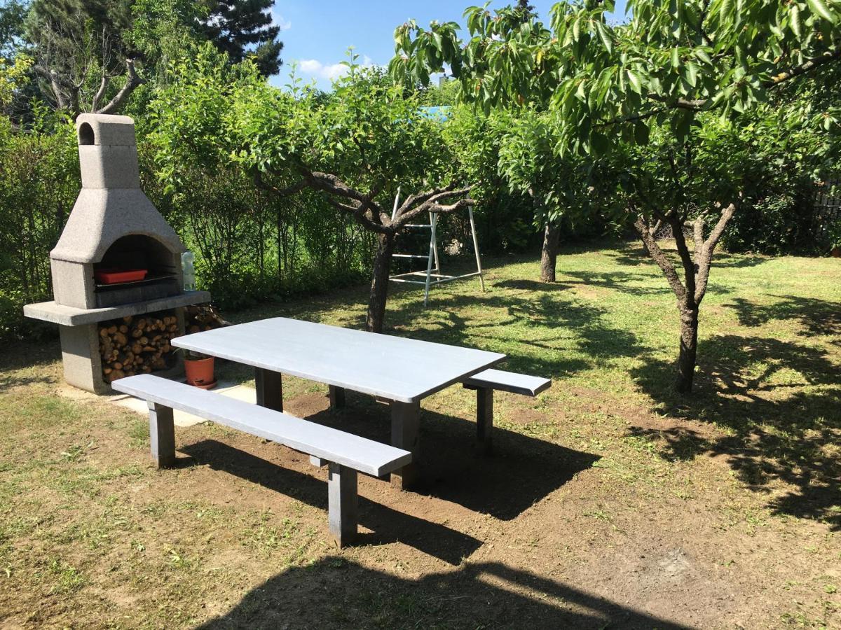 Nefelejcs Apartman Balatonvilágos Exterior foto